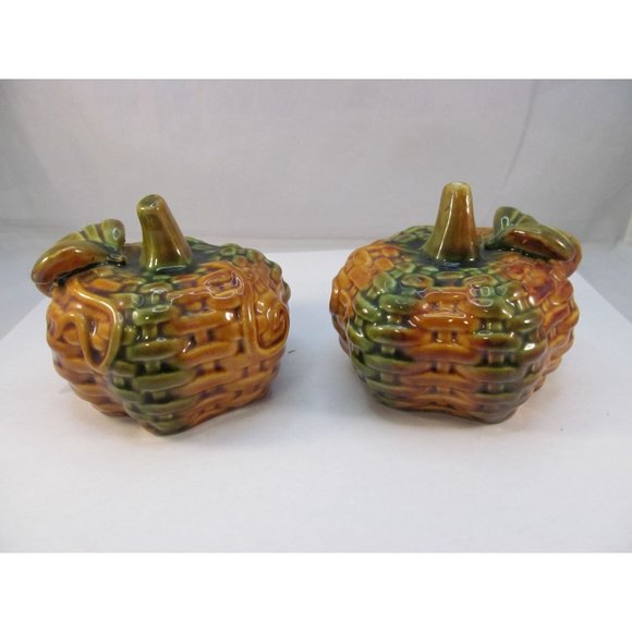 Vintage Small Glazed Basket Weave Ceramic Pumpkin Figurines - Picture 10 of 10